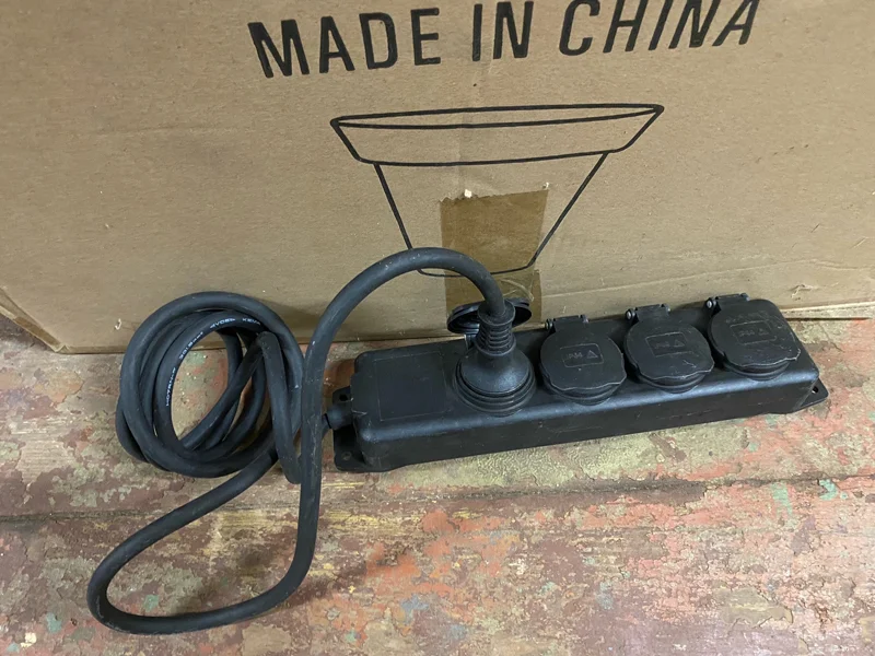 Strāvas sadalītājs