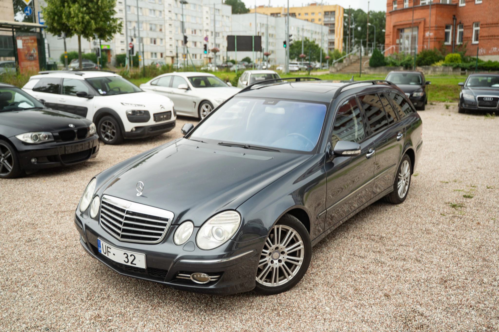 Mercedes Benz E280