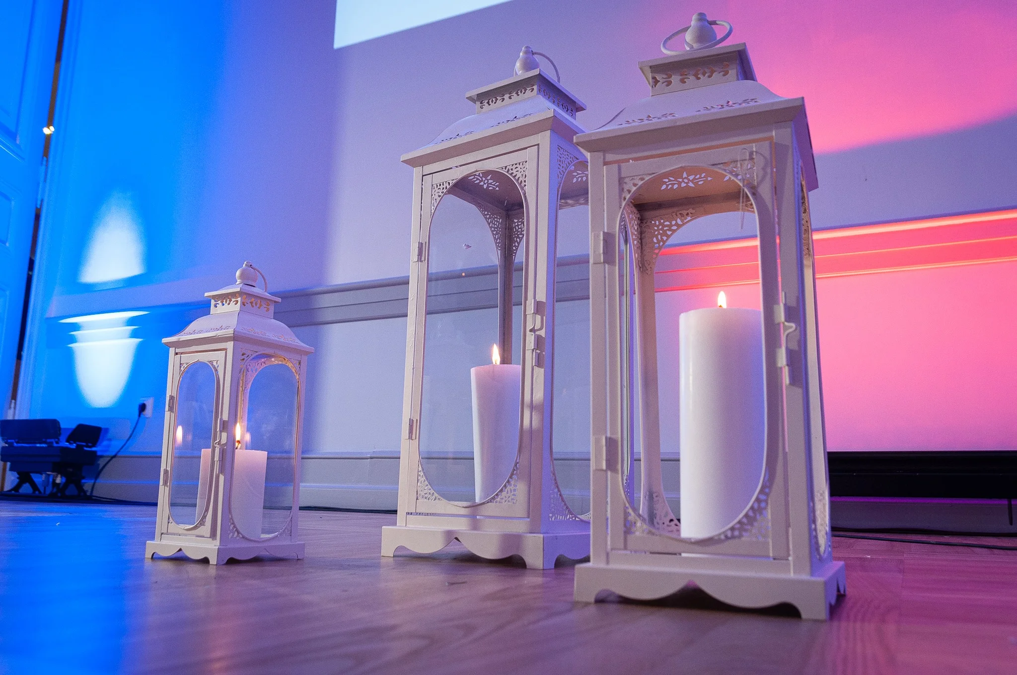 Vidējais antique lukturis