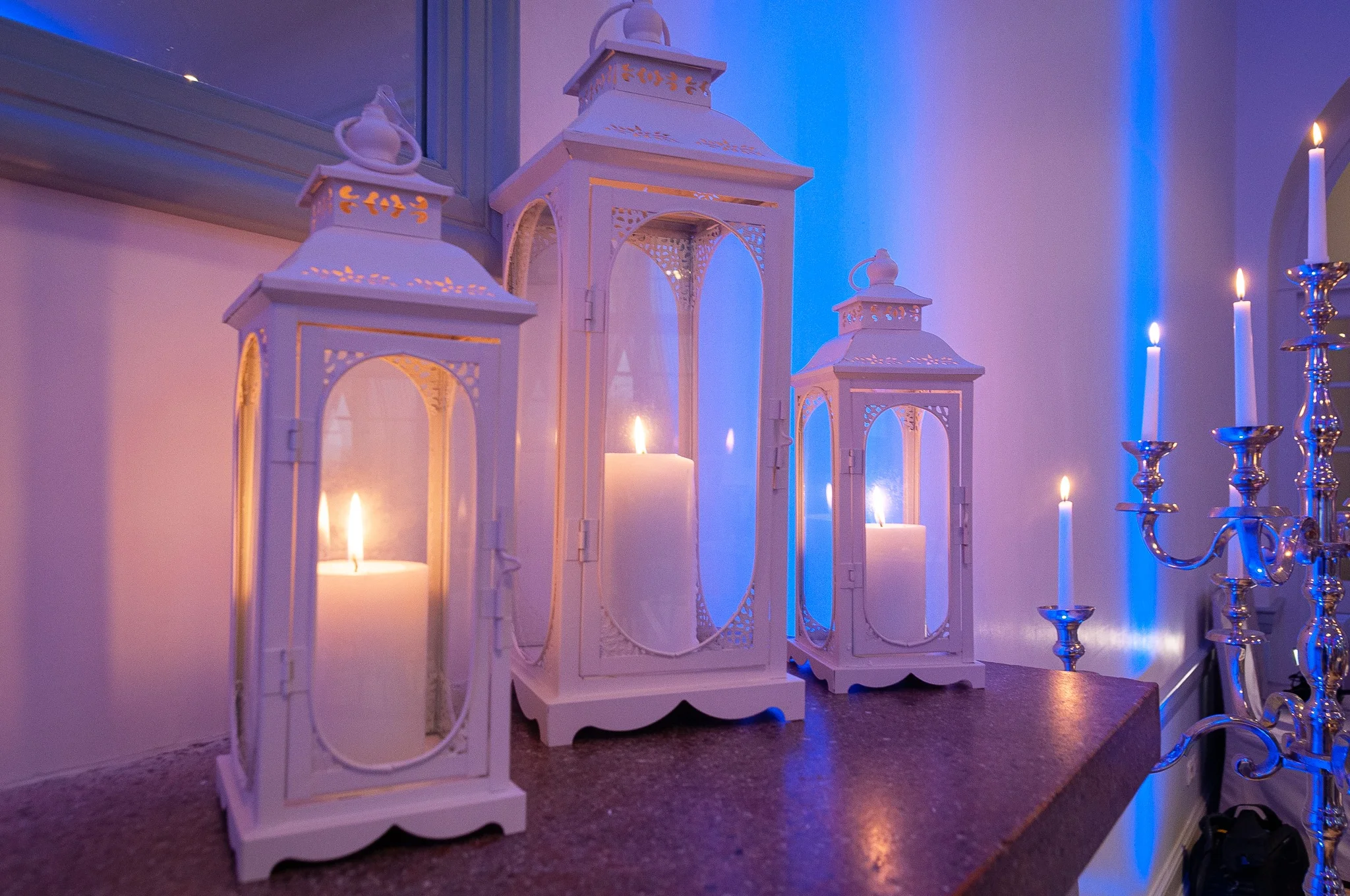 Vidējais antique lukturis