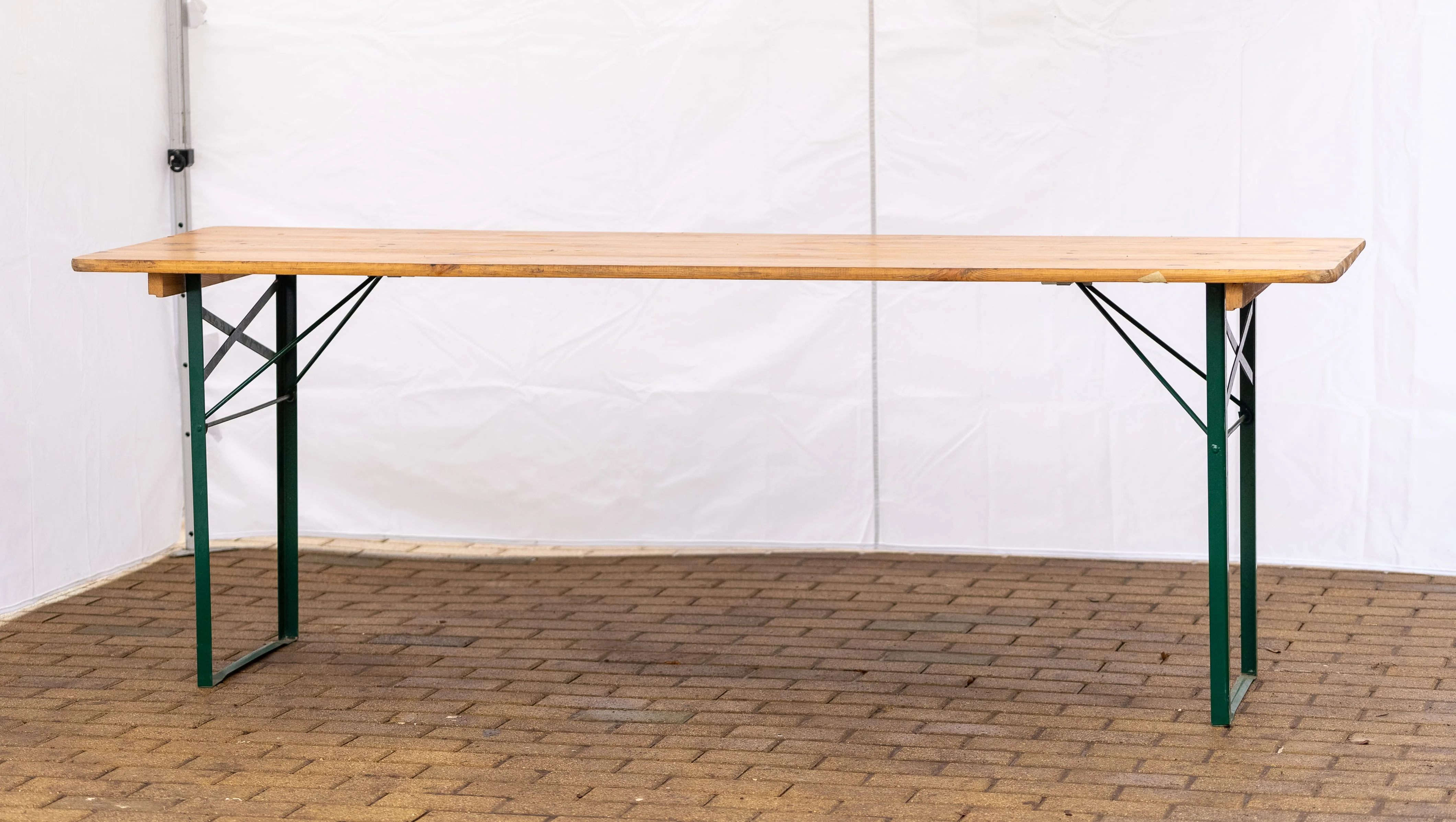 Koka taisnstūra galds