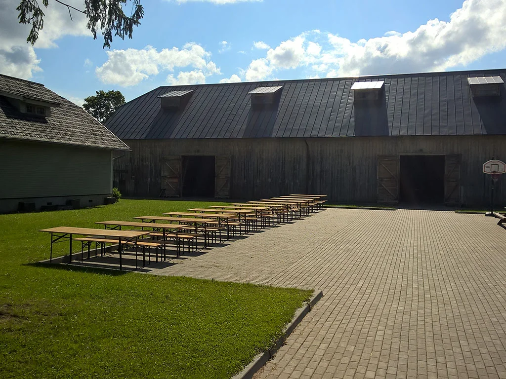 Koka galda komplekts