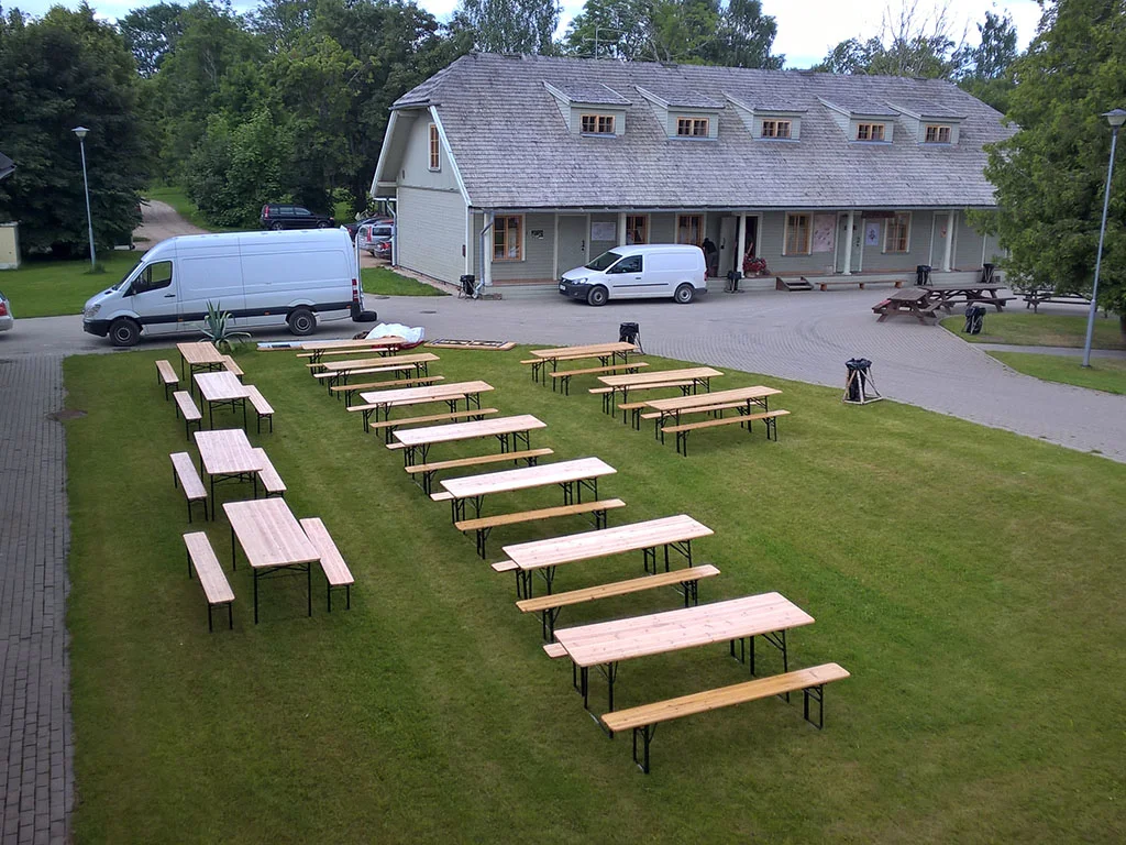 Koka galda komplekts